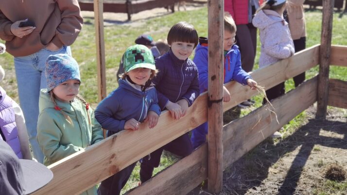 Wycieczka do Zagrody Edukacyjnej w Cieniu Orzecha w Papowie Toruńskim