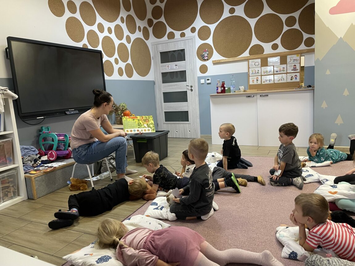 Relaksacyjne czytanie z Panią Asią – mamą Edzia