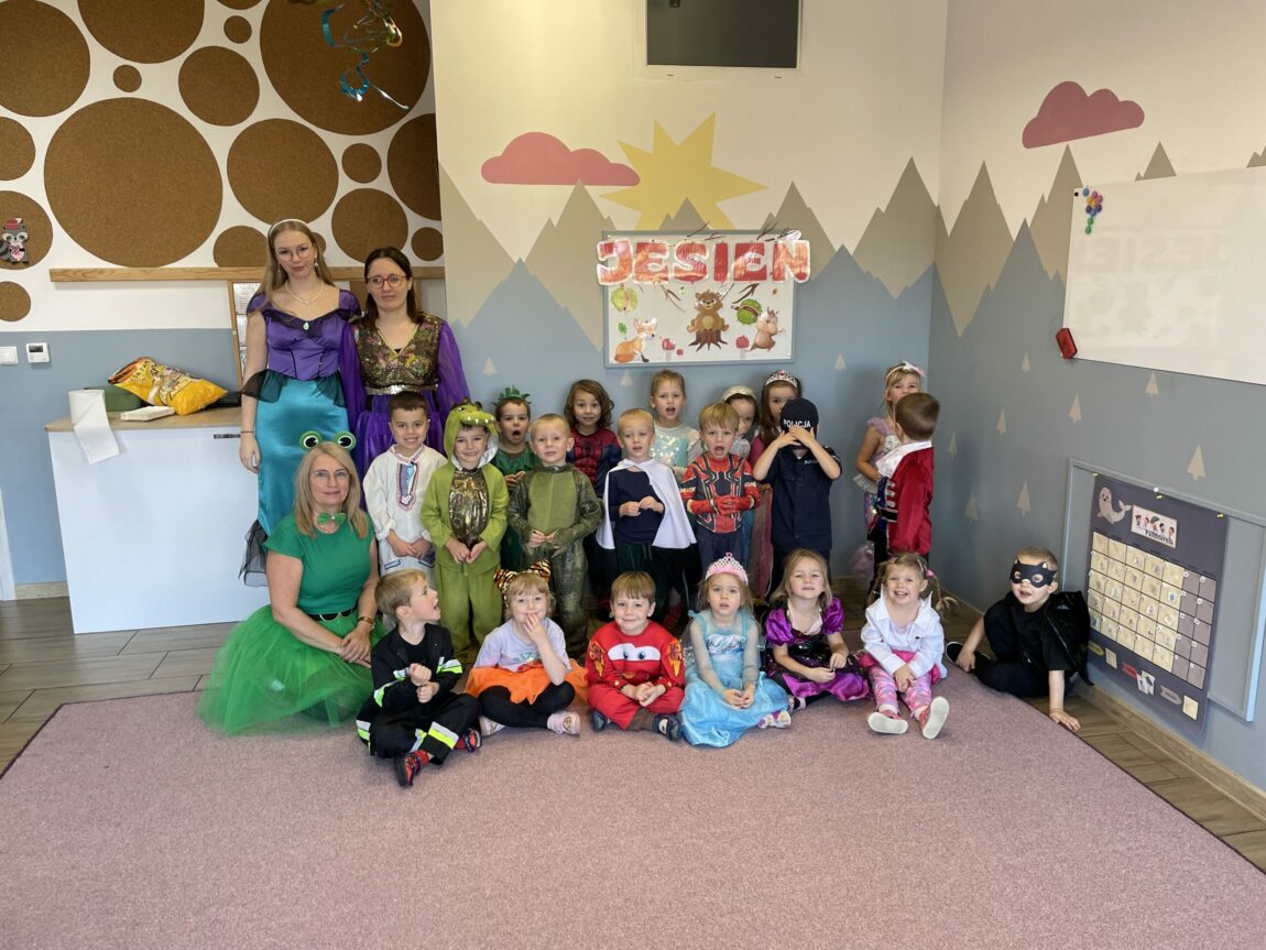 Bal jesienny i Dzień zabawek