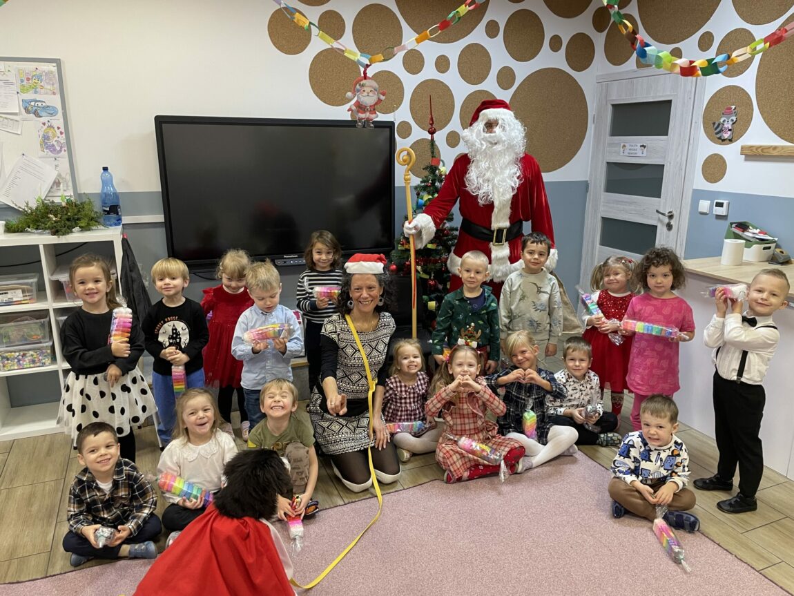 Wigilia oraz spotkanie ze Świętym Mikołajem