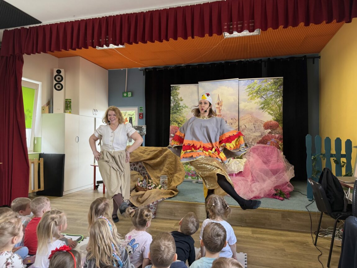 Teatr Bajeczny z Bydgoszczy – spektakl pt. “Pozytywka”